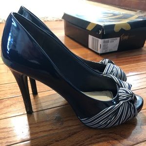 Blue peep toe pumps